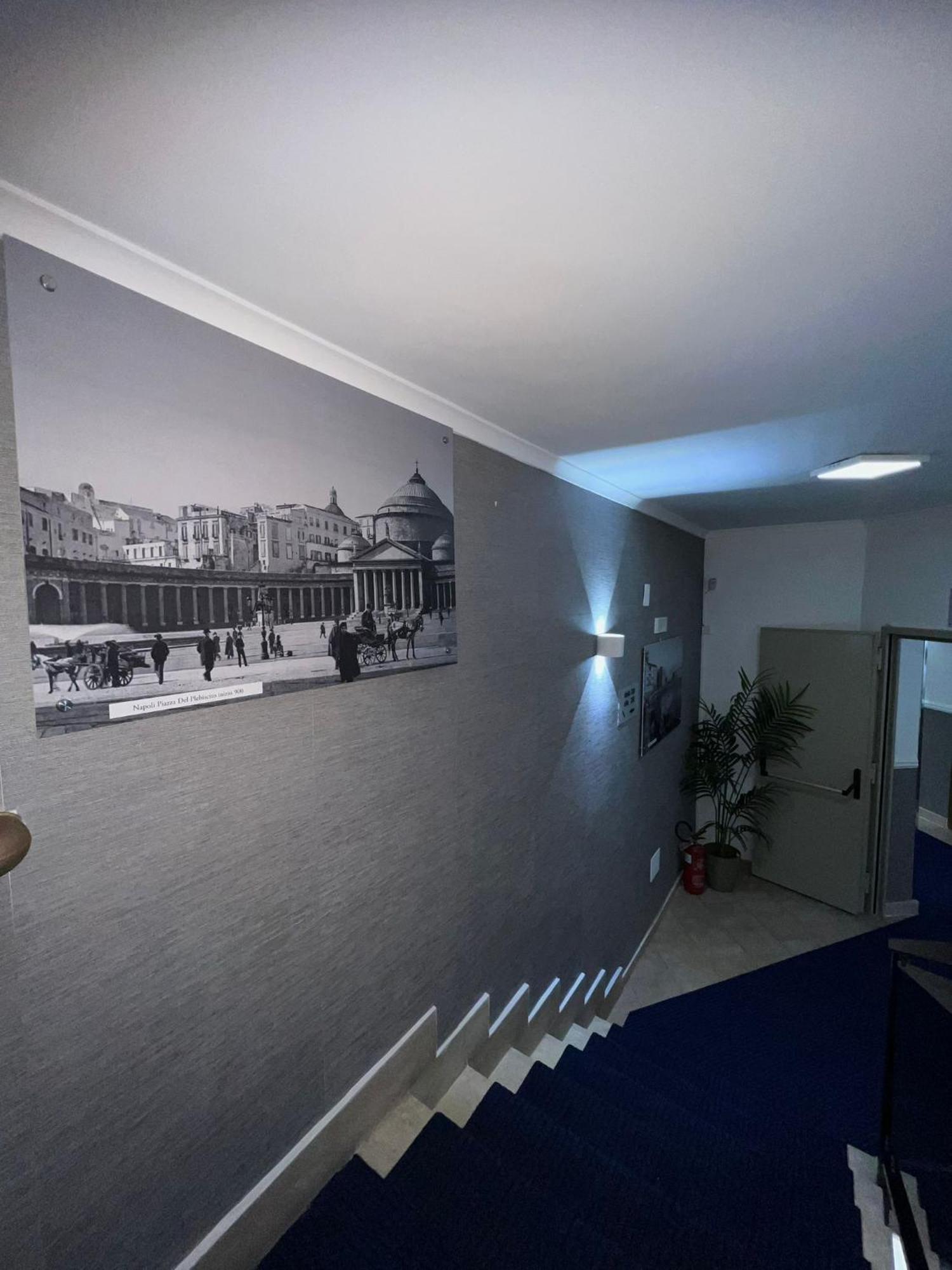 Hotel Martini Casavatore Buitenkant foto